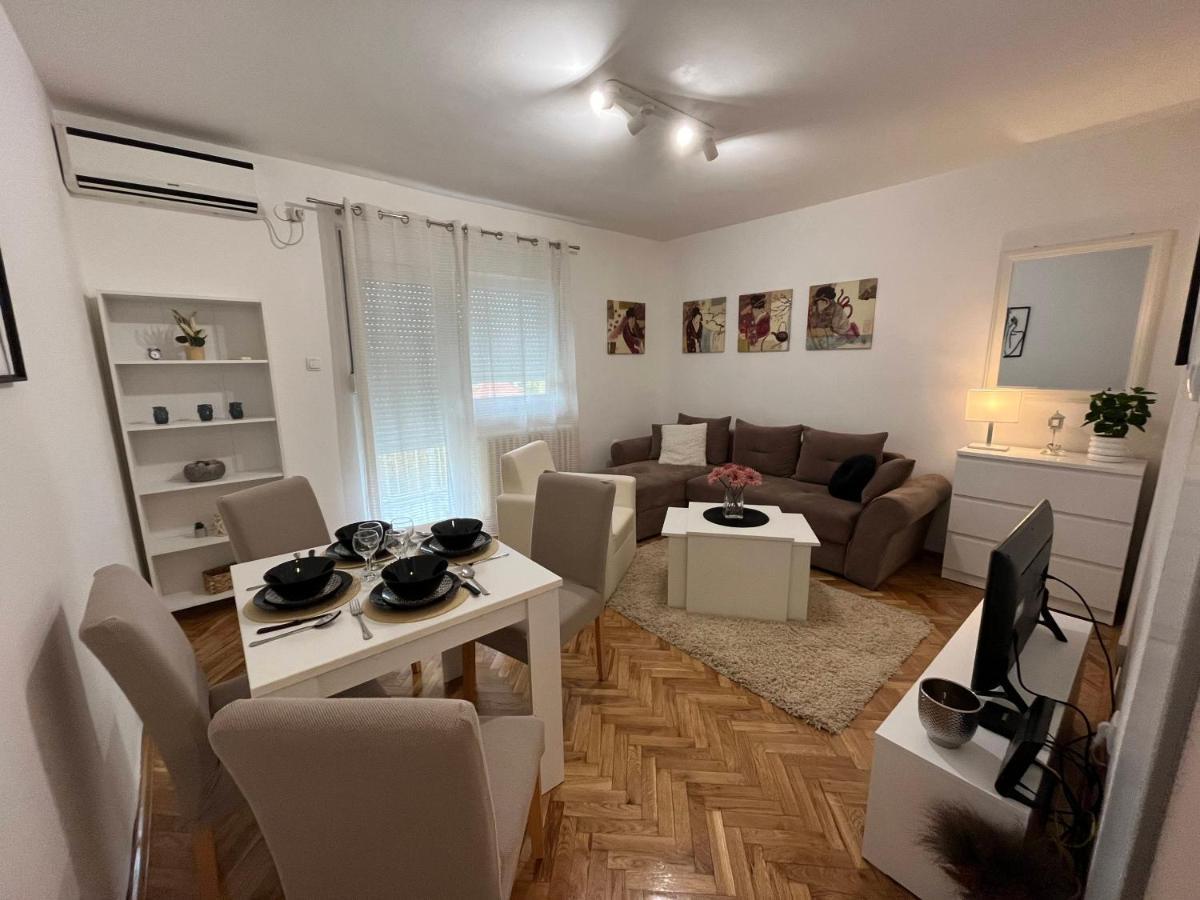 Apartment Sophie Нови-Сад Экстерьер фото